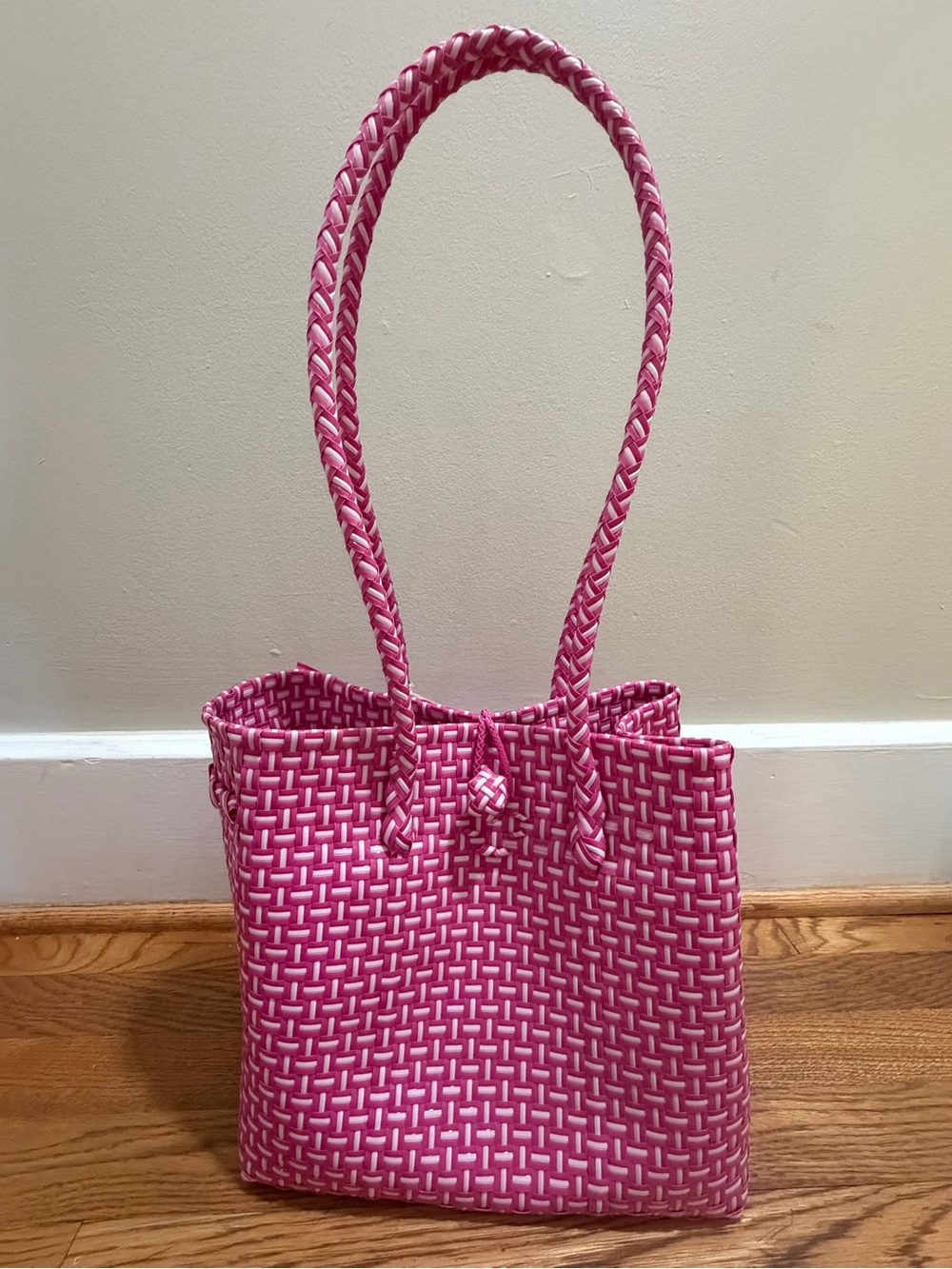Sarah Stewart Pink Woven Tote Bag - Stylish Everyday Shoulder Bag